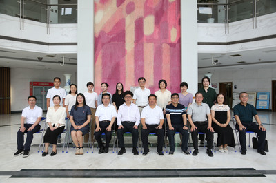 深化合作，共育英才 上海市政協(xié)科技和教育委員會(huì)主任曹振全一行蒞臨我校考察交流